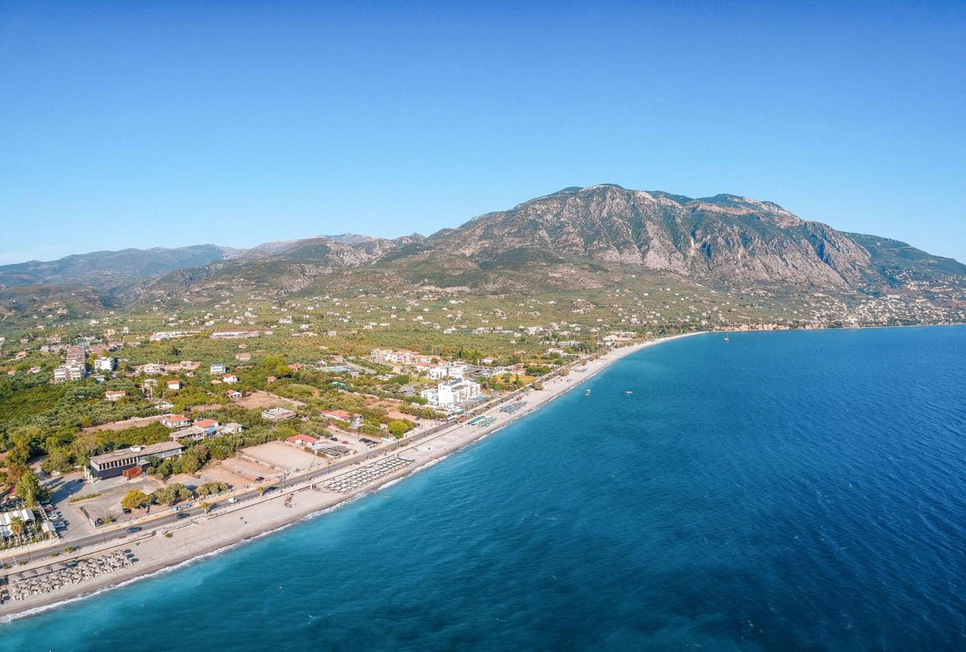 Lito'S Central Gem - Cozy Dream Getaway Каламата Екстер'єр фото